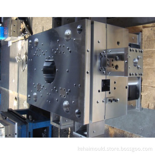 die casting mould base and mould